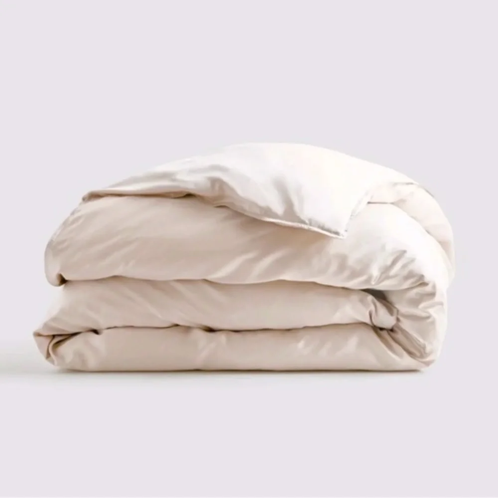 Quince Bamboo Queen Duvet Cover in Sand (Light Tan)